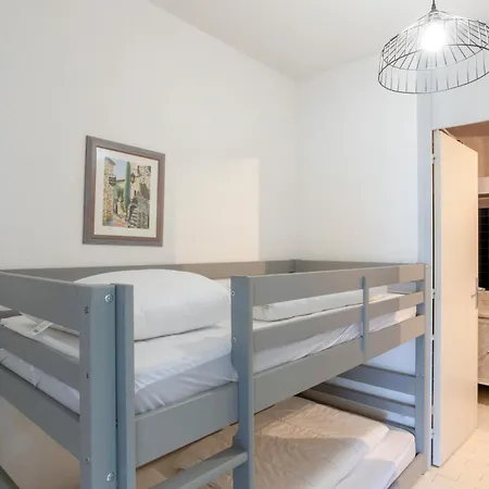 Chez Edouard - Point Zero - Parking - Climatisation - Wifi - Acces Privatif A La Apartament La Grande-Motte